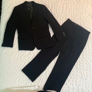 Calvin Klein Boys suit size 14 Regular